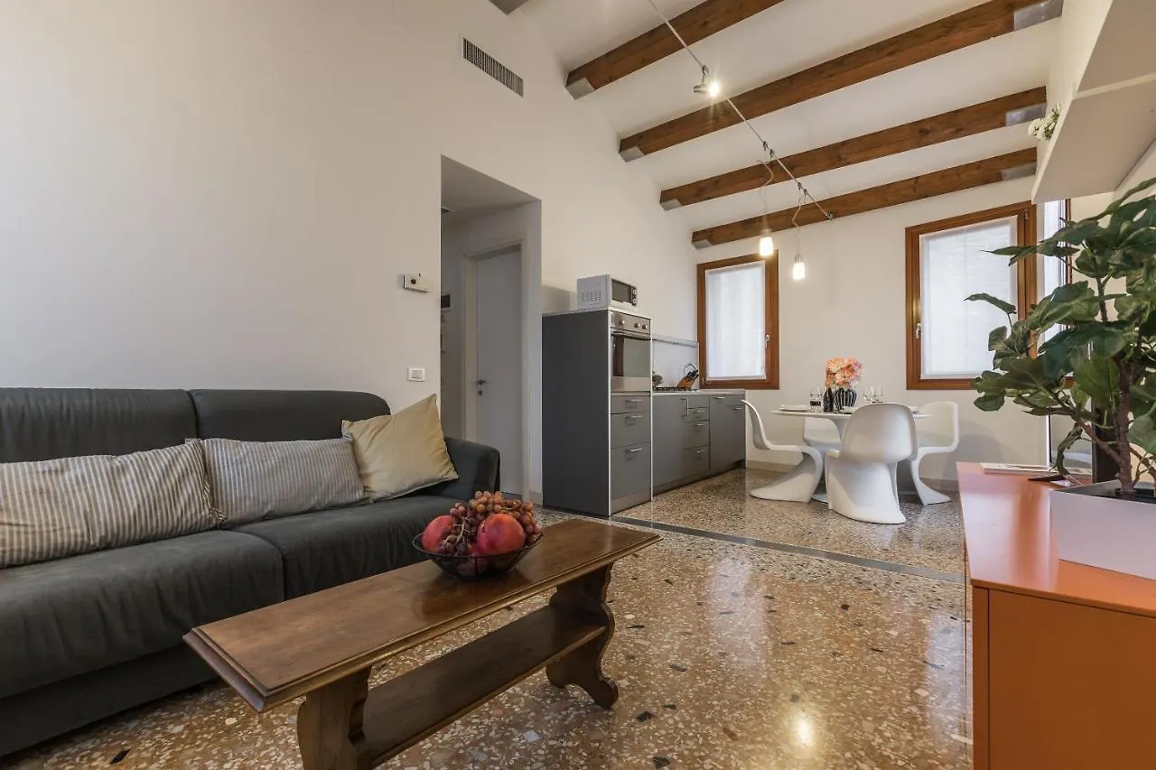 Ca' Della Frutta Venetian Apartment Venice